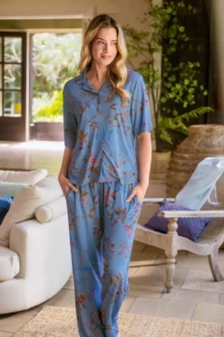 Flora Top Kurze Ärmeln Bodhi Flower Blau