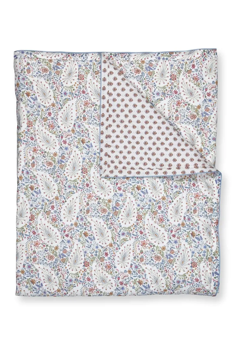 Quilt Kairi Bloom Hellblau