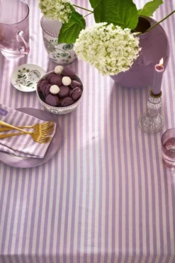 Stripes Tischtuch Lila