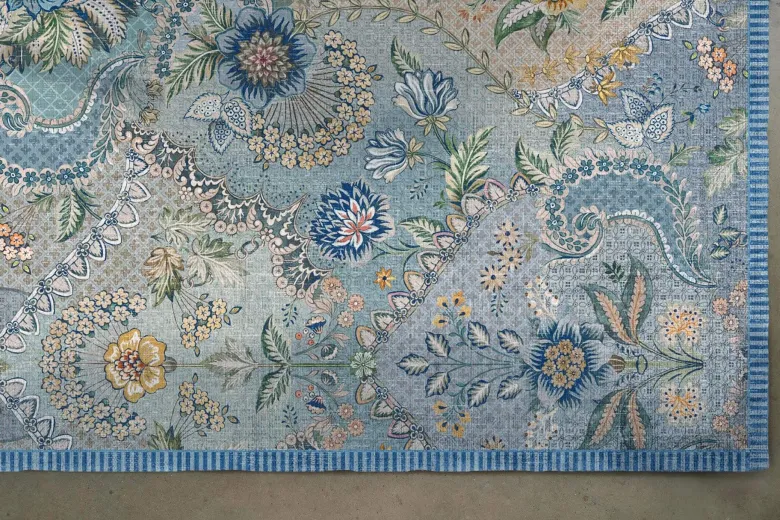Teppich Saluti Grandi by Pip Blau