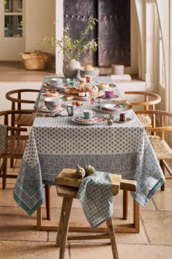 Tischtuch Blooming Tales Khaki/Blau